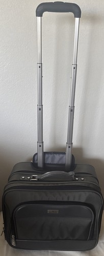 Sampsonite weekender roll bag - roll,